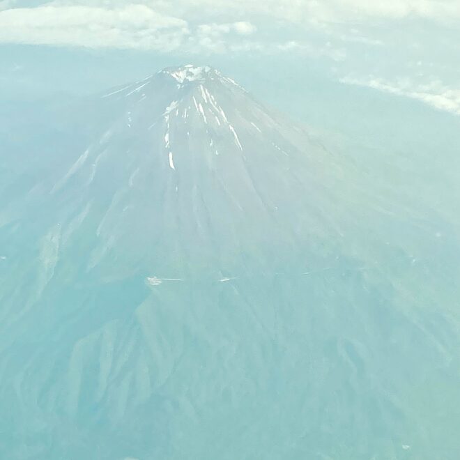 飛行機から見る夏の富士山