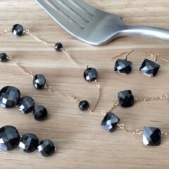 ダイヤ好きが高じて宝石鑑定士の資格が欲しいのです