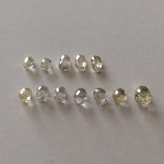 つやっつやうるうるのブリオレットダイヤ0.3ct