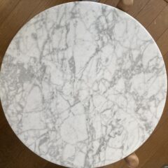 マーブル模様と撮影とコーヒーテーブル