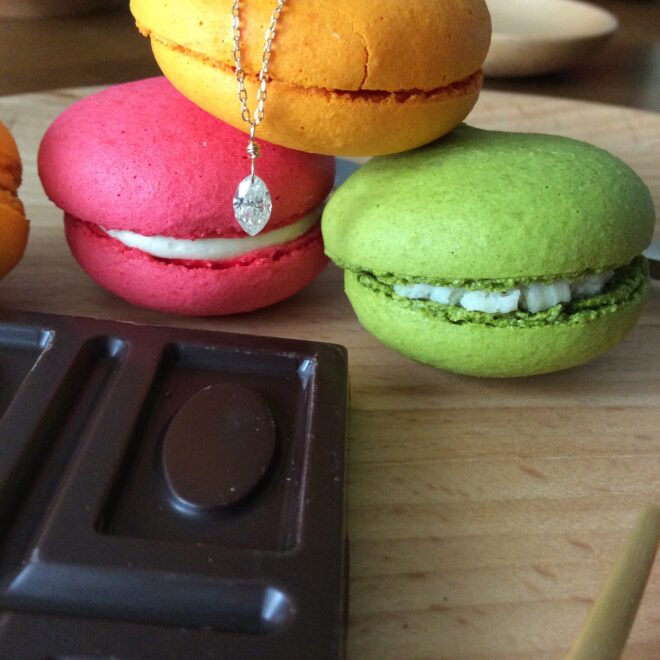 マーキースの穴あき裸ん坊ダイヤ0.46ctのK18ネックレス