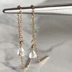 雫型ローズカットダイヤのチェーンピアス 0.248ct K10